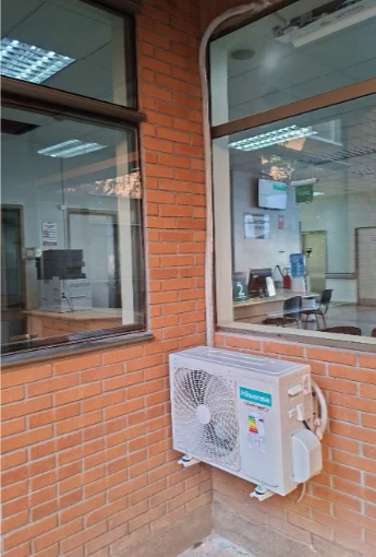 Tres equipos Split de 12.000 BTU instalados en CESFAM Talagante
